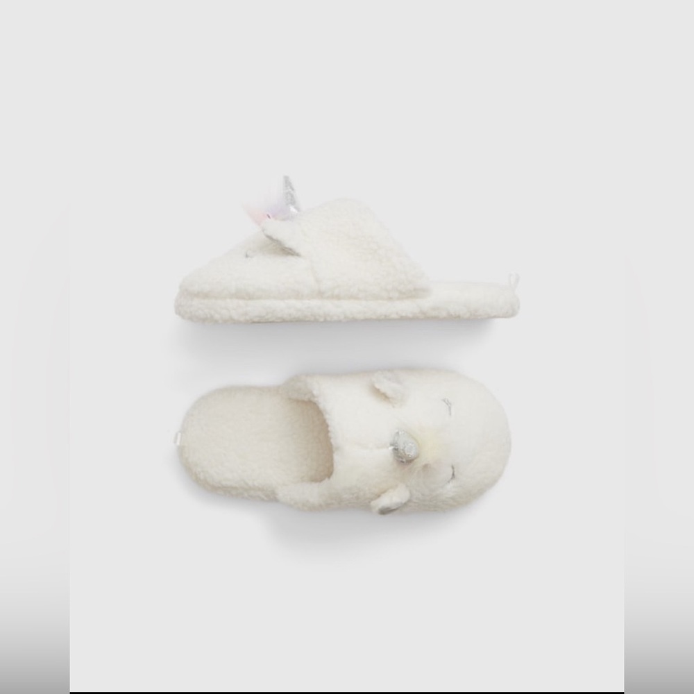 Gap Kids Sherpa Slippers NWT!